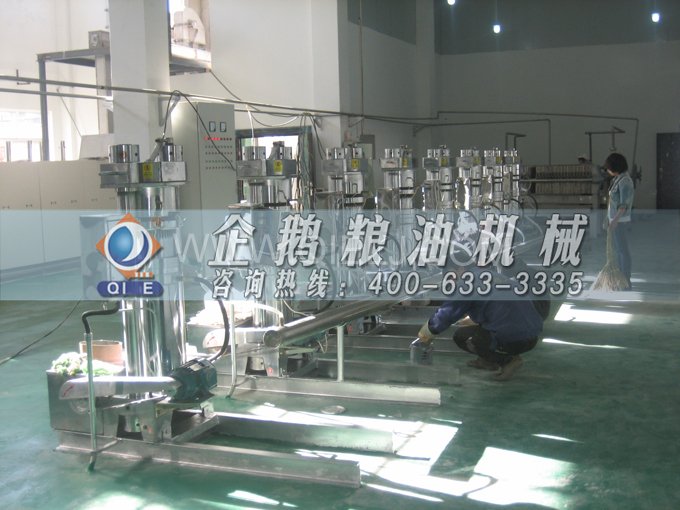 芝麻油壓榨處理設(shè)備，企鵝牌液壓榨油機(jī)勇于創(chuàng)新生產(chǎn)效率高(圖5)